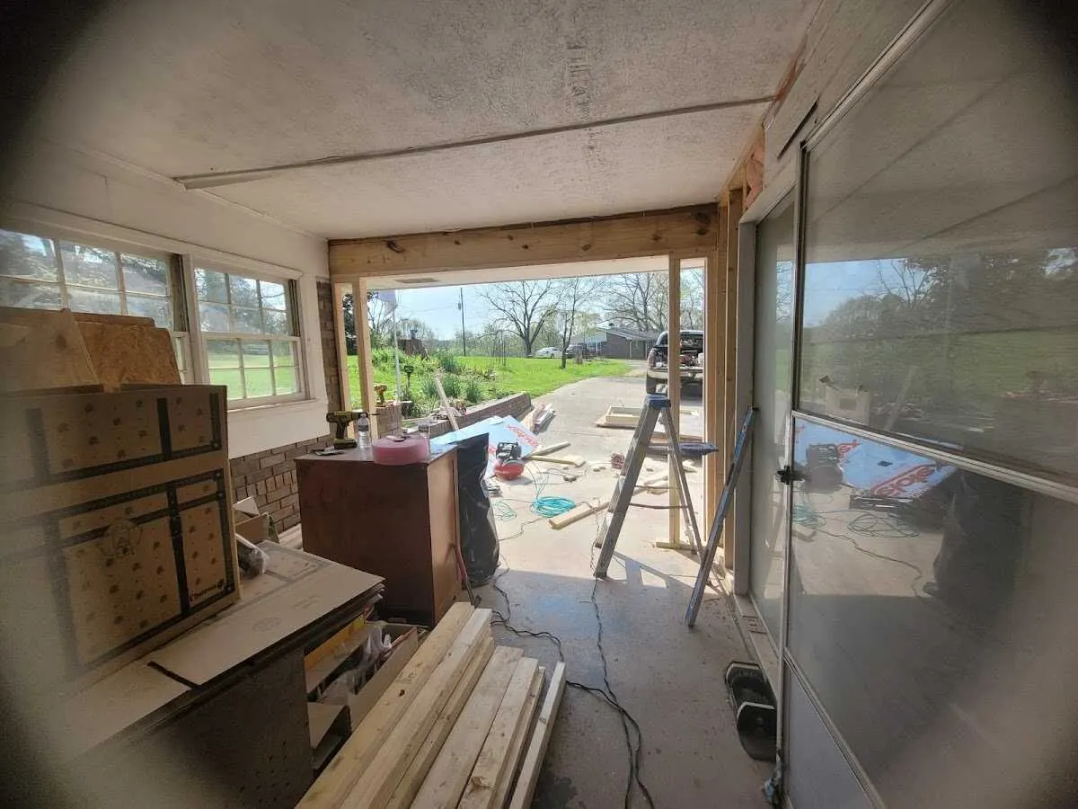 Air movers and dehumidifier for Drying & Dehumidification in Homestead Meadows North